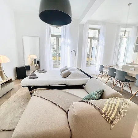 Appartement Vidal Rue Antibes Sncf Station 2 Mn 1 Bedroom New 2024 Quiet Building Hyper Center By Olam