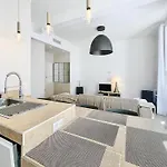 Vidal Rue Antibes Sncf Station 2 Mn 1 Bedroom Quiet Building Hyper Center Olam Апартаменты